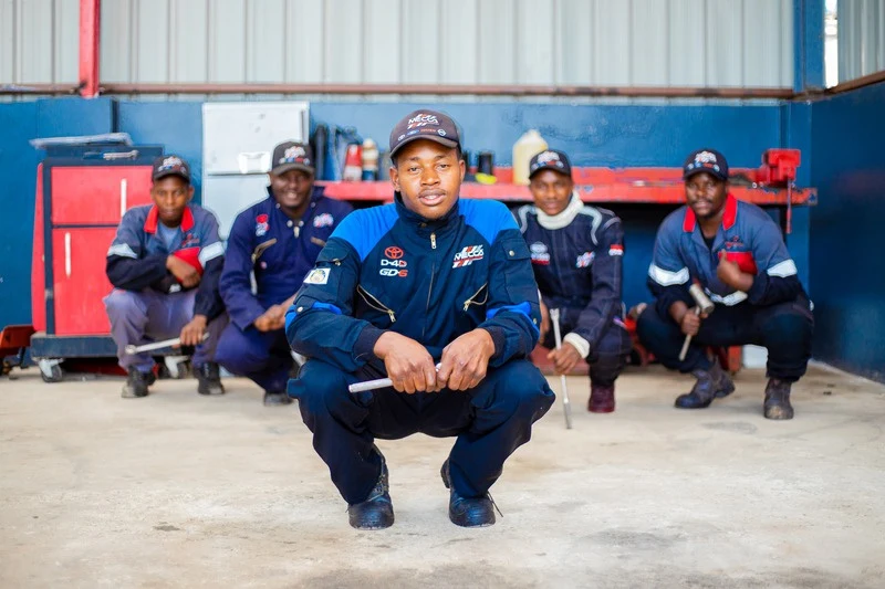 The MECCA Auto & General workshop team